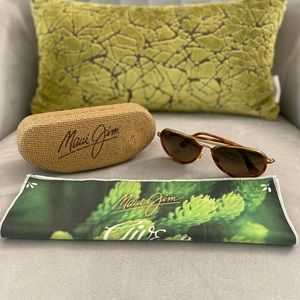 Maui Jim Polarized Classic Sunglasses- EUC